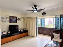 Blk 556 Jurong West Street 42 (Jurong West), HDB Executive #630692261